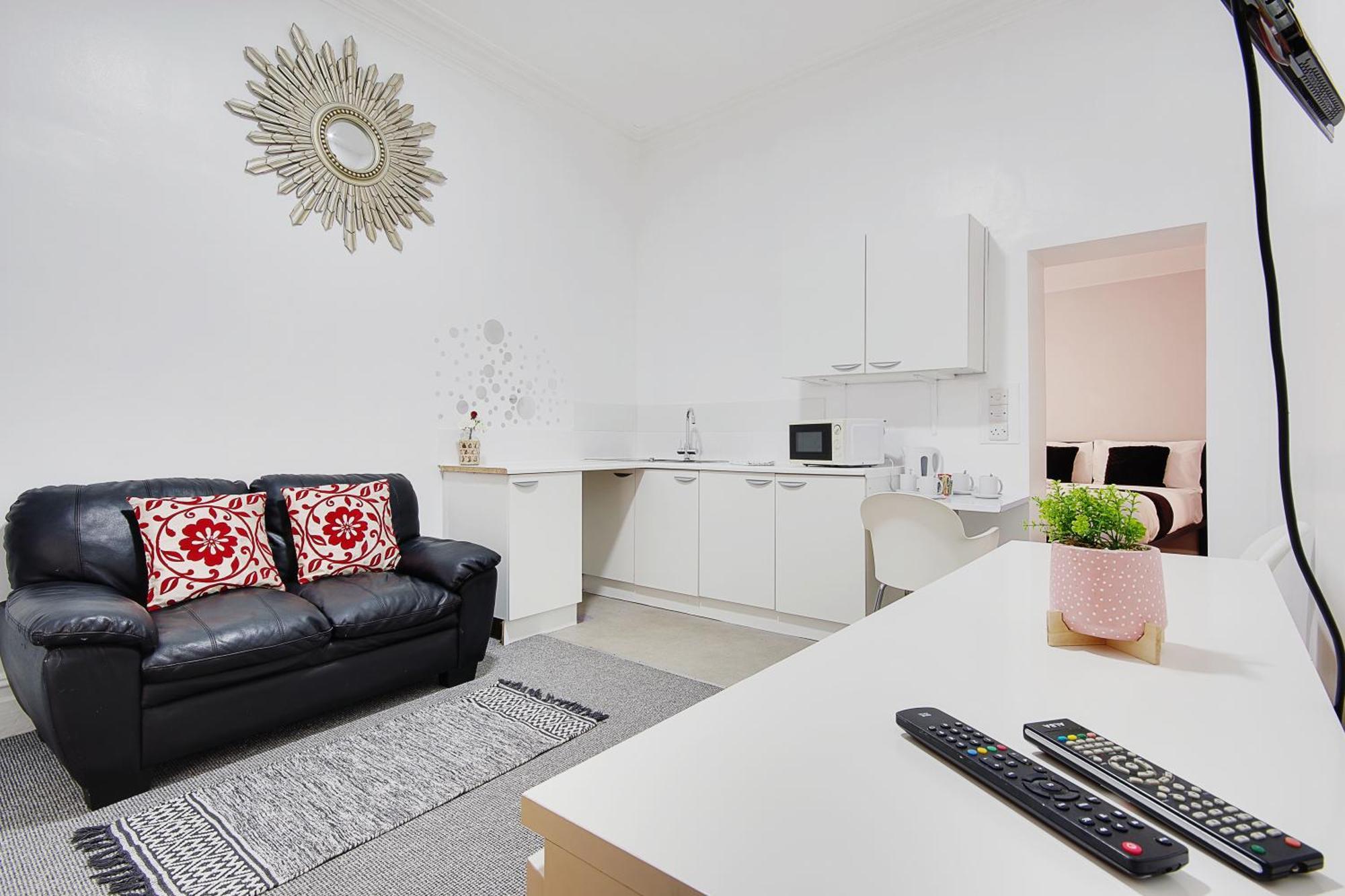 Hotel Azure Beach Bournemouth Esterno foto