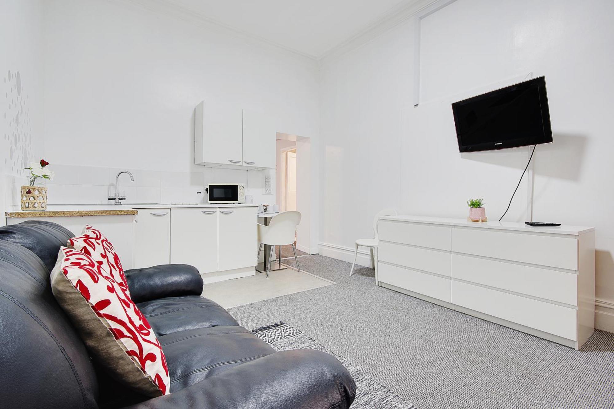 Hotel Azure Beach Bournemouth Esterno foto