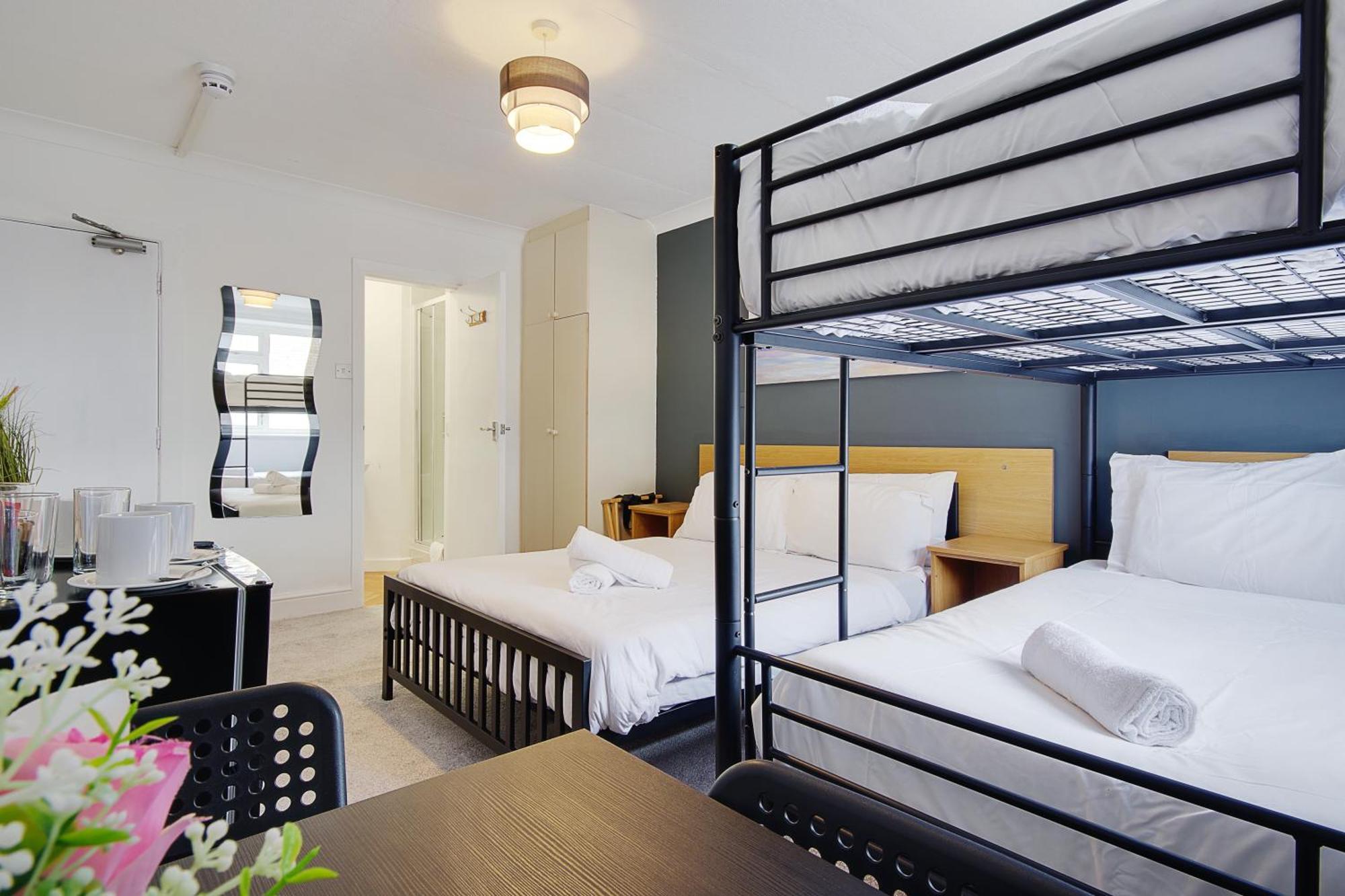 Hotel Azure Beach Bournemouth Esterno foto