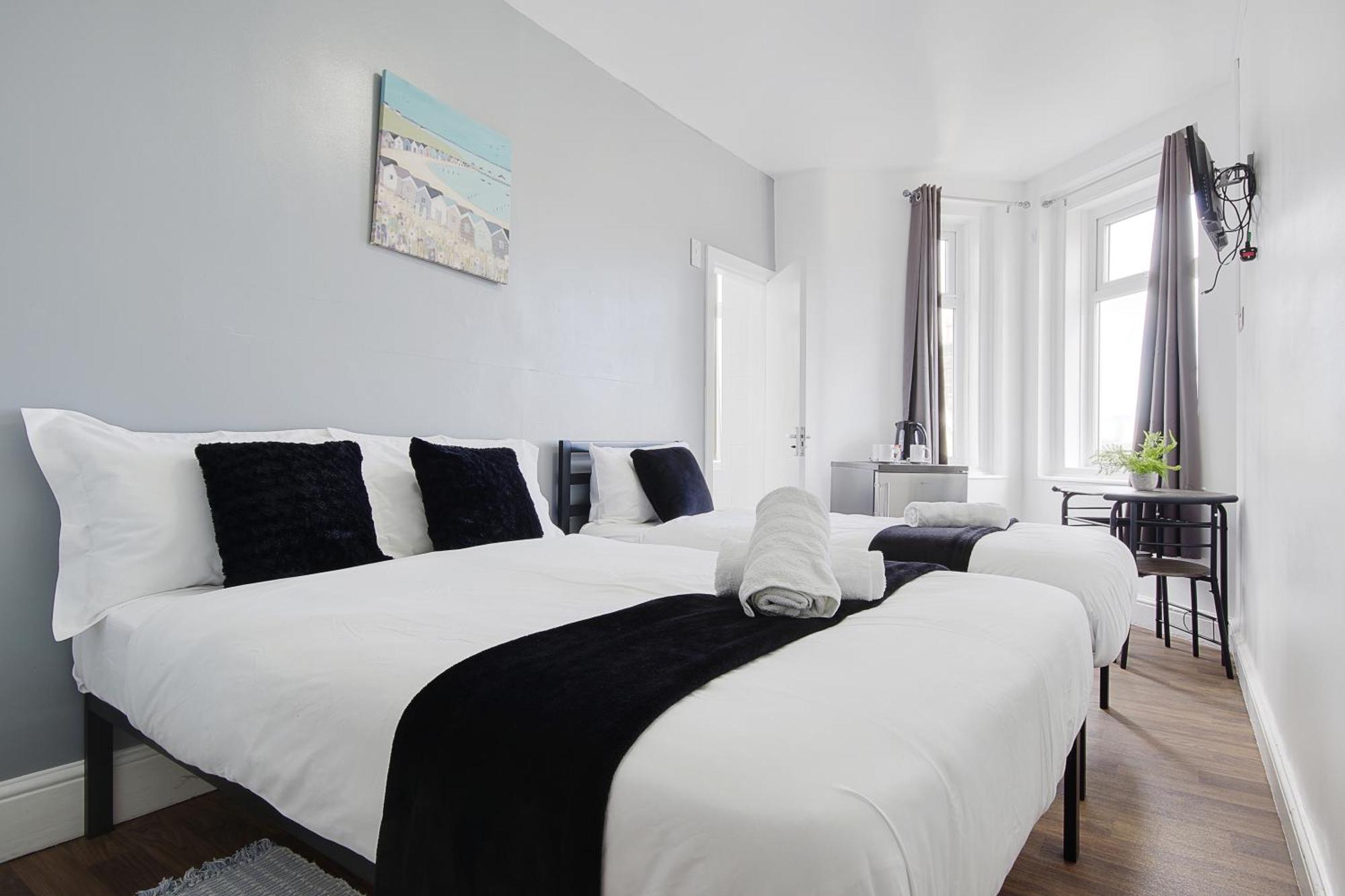 Hotel Azure Beach Bournemouth Esterno foto