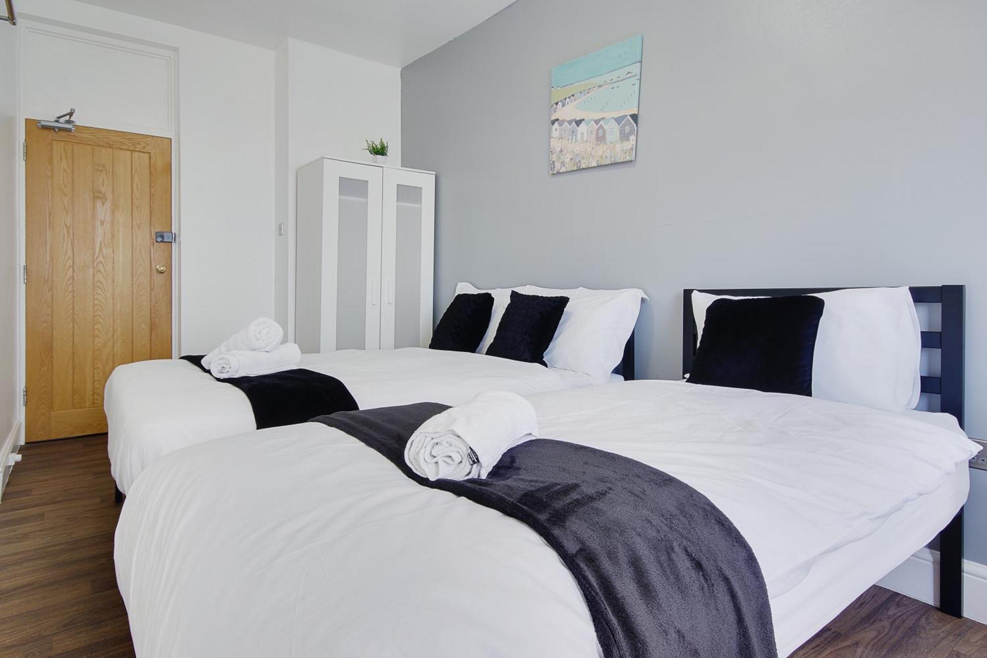 Hotel Azure Beach Bournemouth Esterno foto